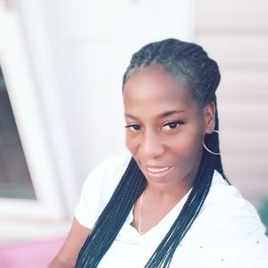 Meet your Posher, Tonya